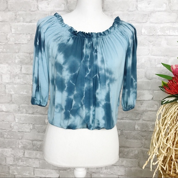 Urban X | Y2K Blue Tie Dye Quarter Sleeve Top Small - Picture 2 of 8